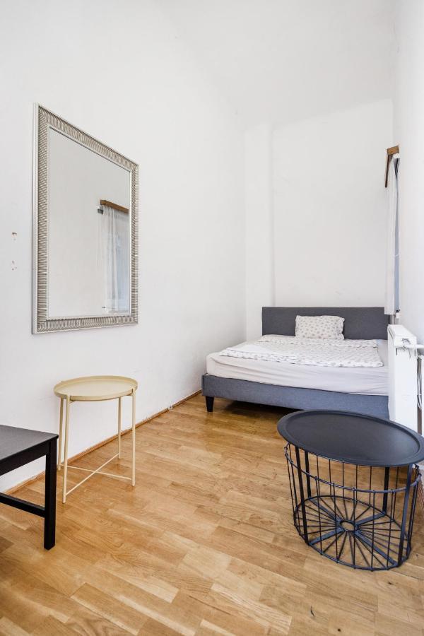 Downtown Circus Apartment Boedapest Buitenkant foto
