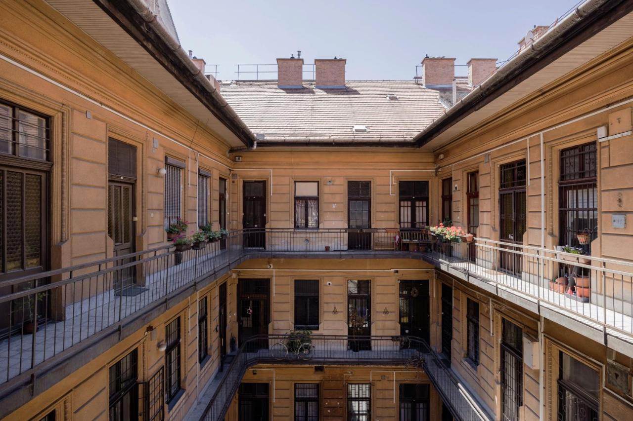 Downtown Circus Apartment Boedapest Buitenkant foto